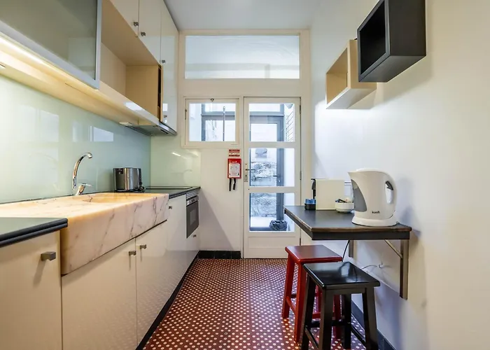 Апартаменты Firmeza388 Charming Flats - Comfort & Privacy With 2 Bedrooms *