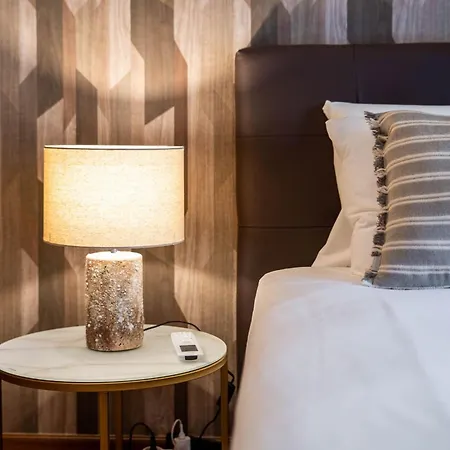 Firmeza388 Charming Flats - Comfort & Privacy With 2 Bedrooms *