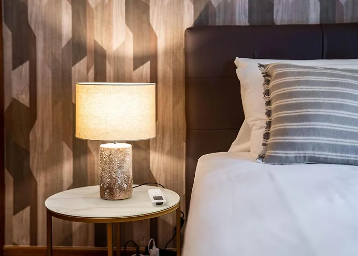 Firmeza388 Charming Flats - Comfort & Privacy With 2 Bedrooms *