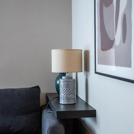 شقة Firmeza388 Charming Flats - Comfort & Privacy With 2 Bedrooms بورتو